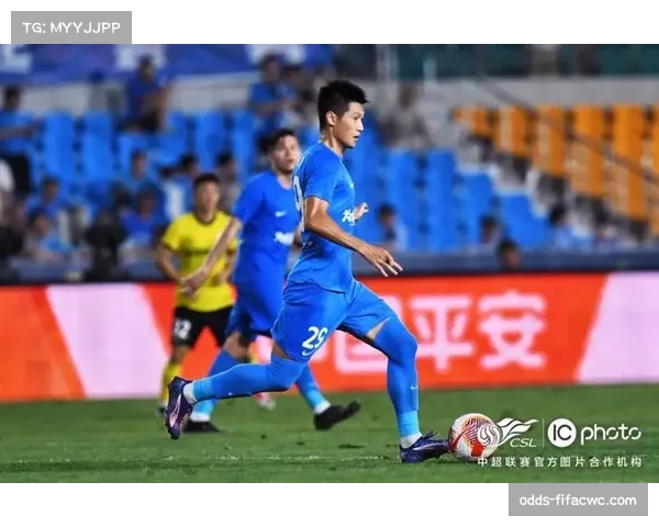 中甲联赛南通支云官员杜晨遭处罚 涉赛场违规行为